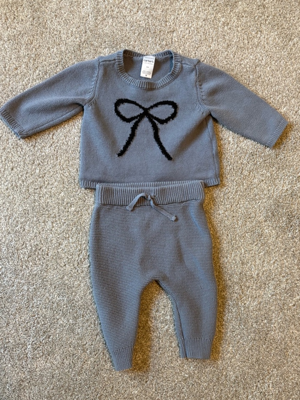 Carter’s 2pc baby girl Bow Sweater Set